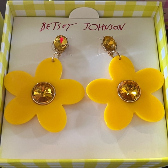 New Betsey Johnson Flower Drop Earrings - Picture 4 of 6